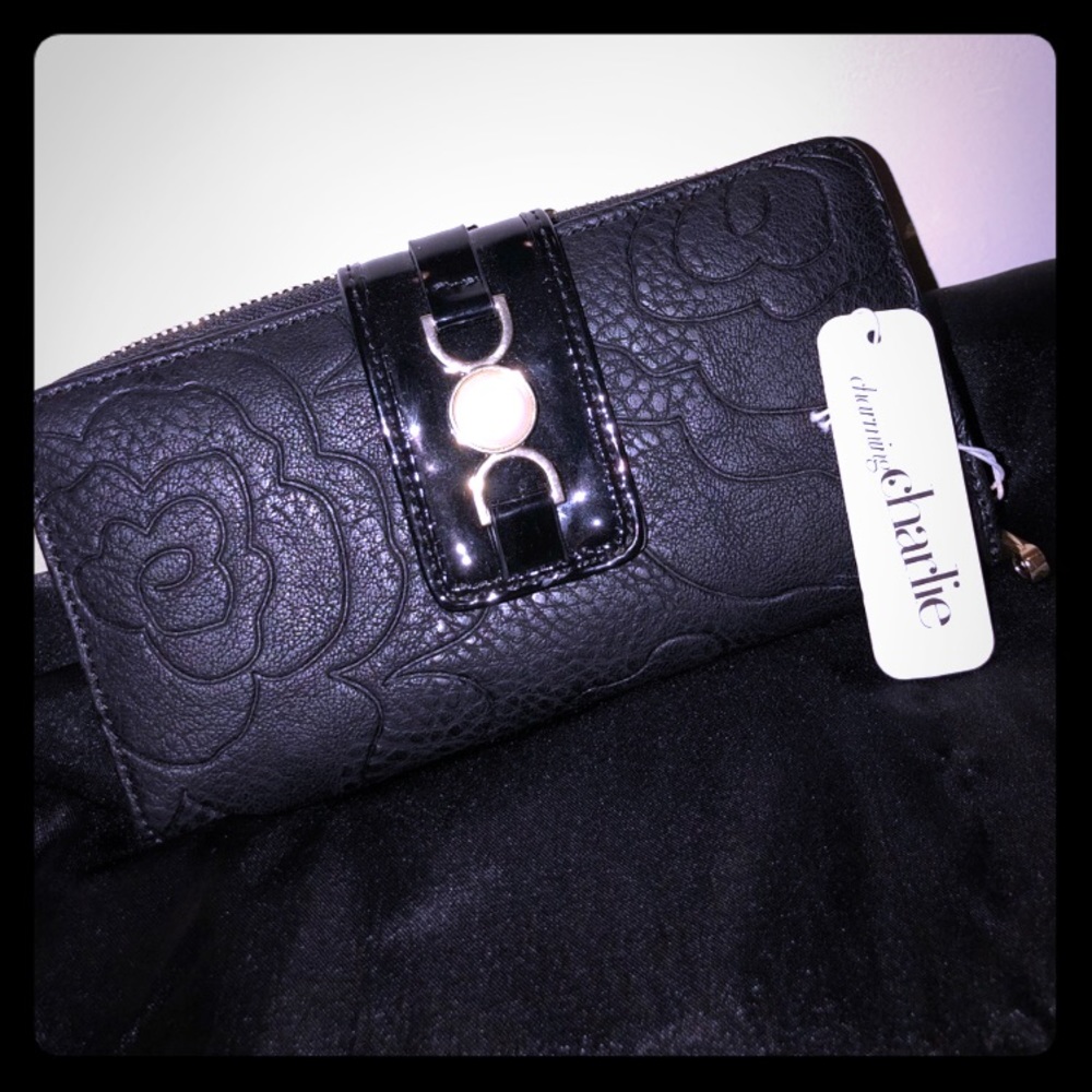 Charming Charlie Wallet